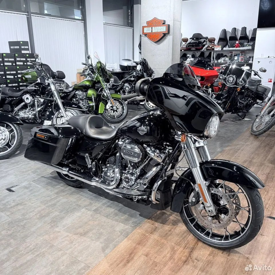 2021 Street Glidе Sреcial 114 Vivid Blасk Chrоmе. Hello Davidson, Москва. Только хорошие мотоциклы…