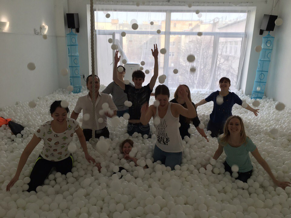 Сухой бассейн H2Ball |12.03.2017. Галерея Фантим