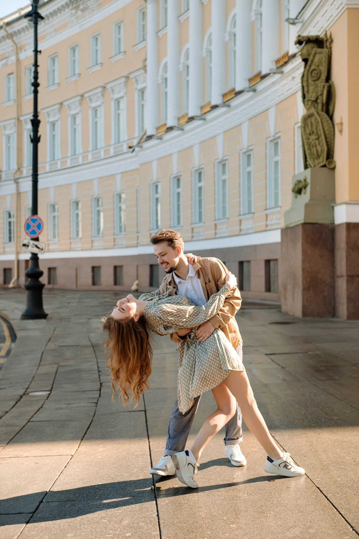 Фотосессия с парнем на Дворцовой площади. Свадебный и семейный фотограф в Санкт-Петербурге (Спб) Елена Худякова