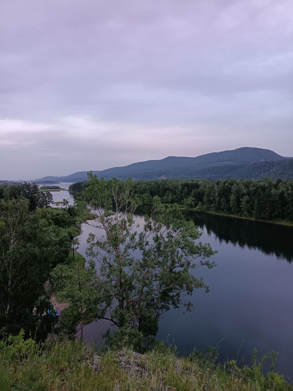 ПОЙМАЛА. Фотограф Красноярск съемки лавстори, фотосессия в студии, портретная съемка, творческие фотосессии