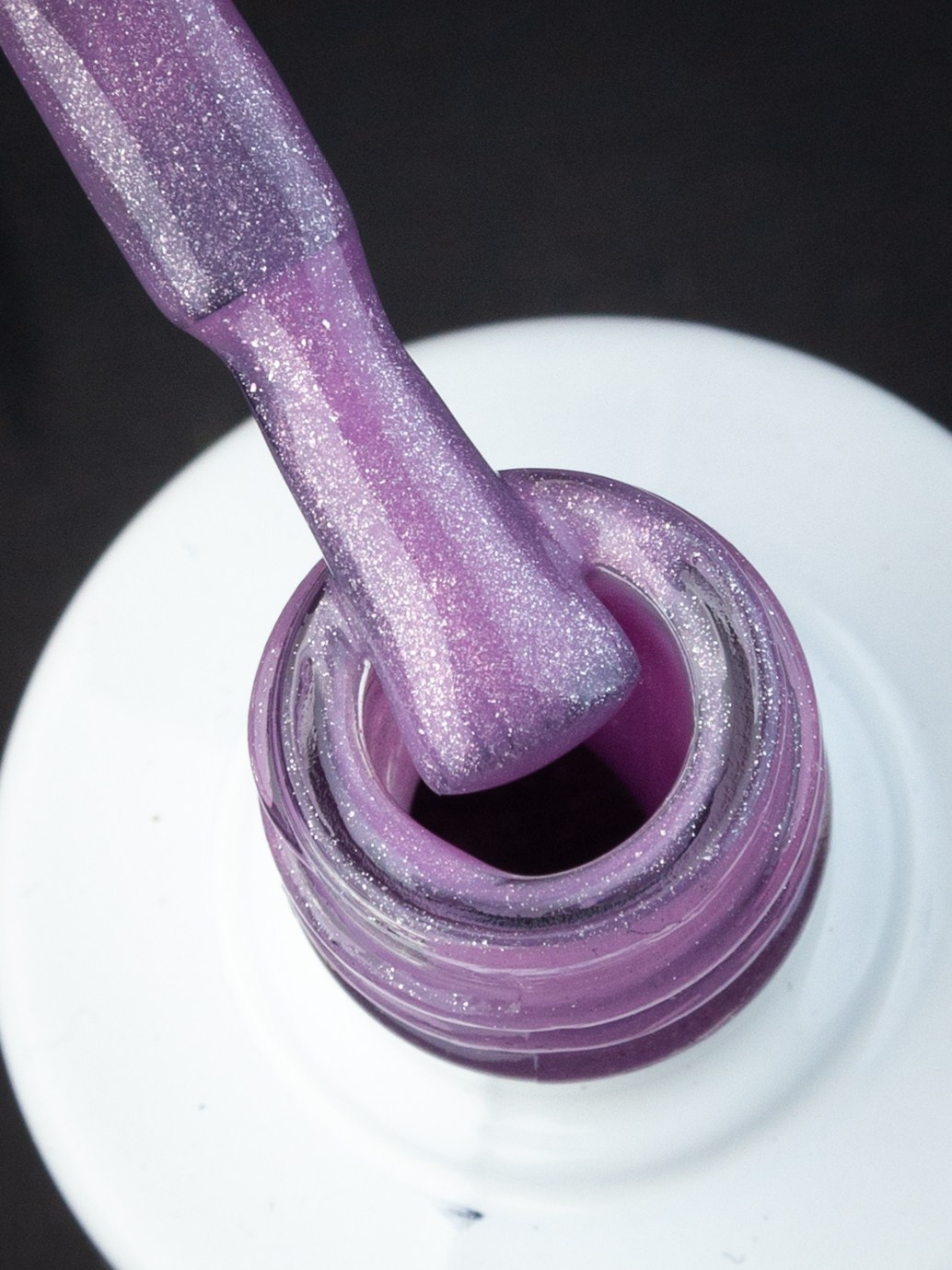 Kira на чёрном. Александр Стряпунин — предметный фотограф в Улан-Удэ