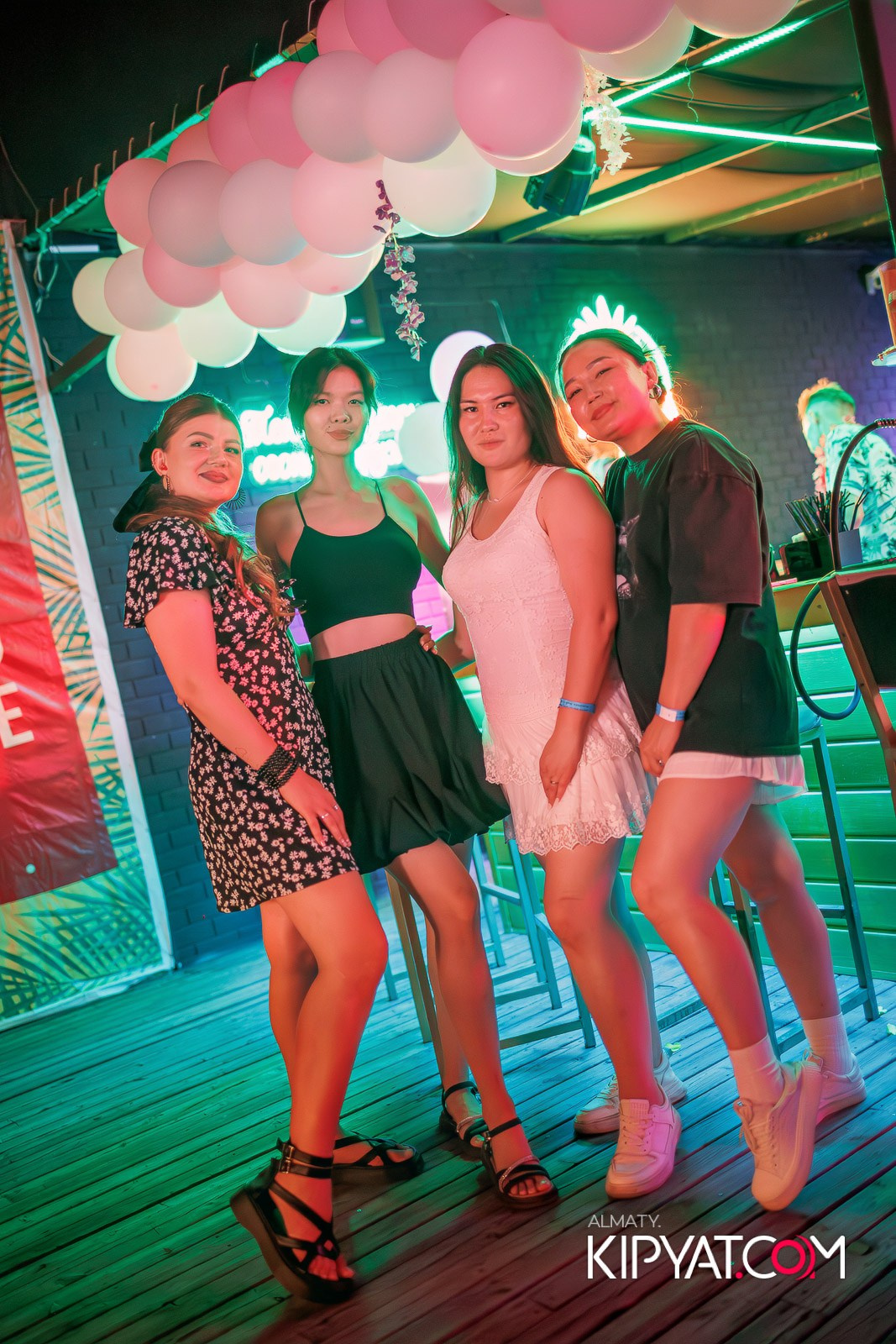 SKY BAR. КИПЯТКОМ АЛМАТЫ!