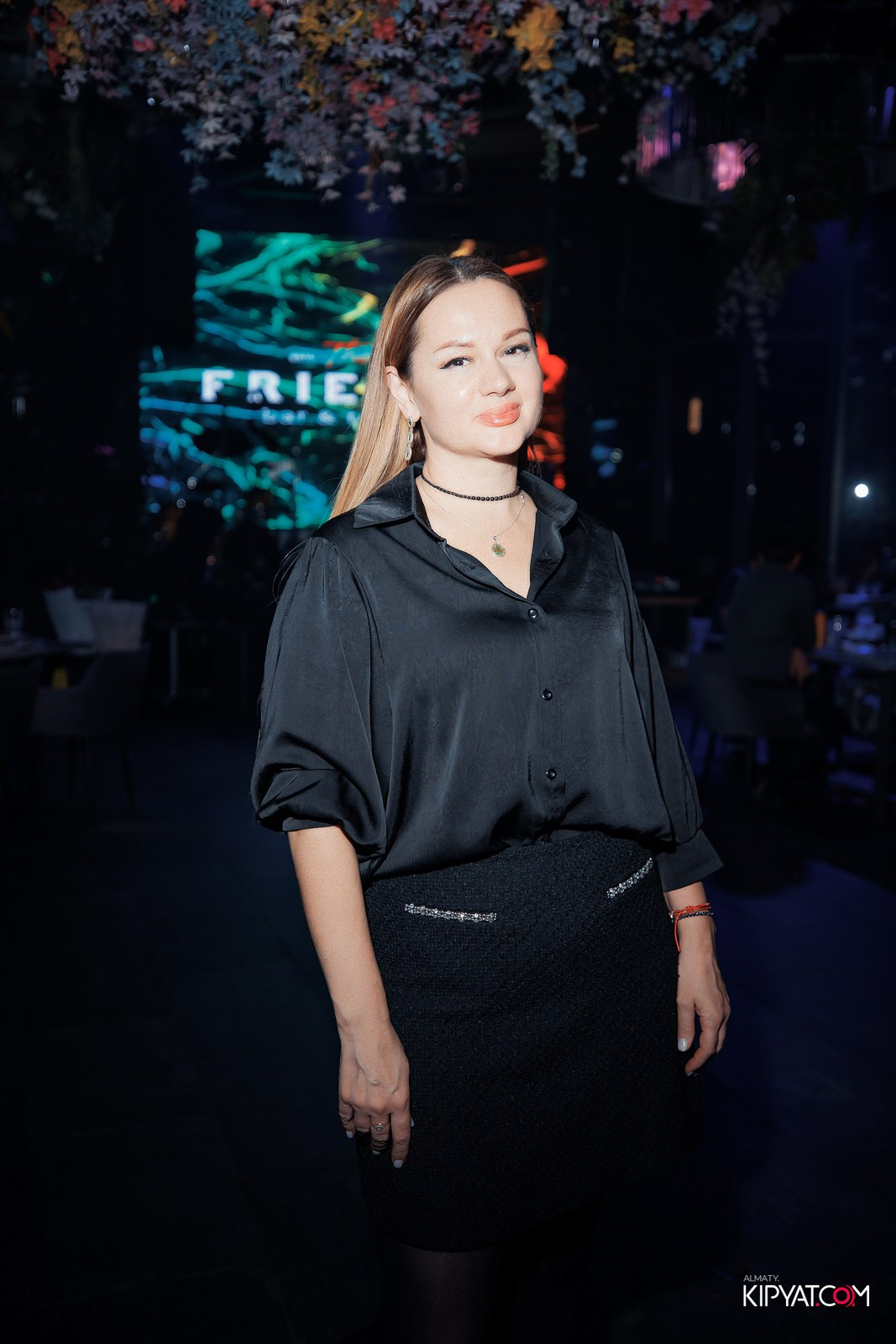 FRIENDS BAR & TERRACE. КИПЯТКОМ АЛМАТЫ!