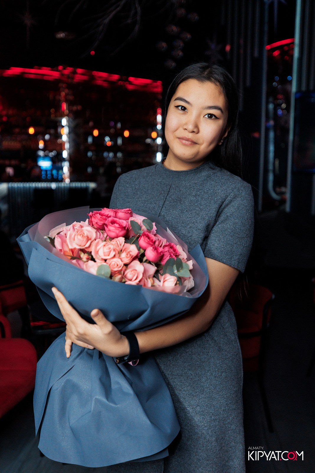 FRIENDS BAR & TERRACE. КИПЯТКОМ АЛМАТЫ!