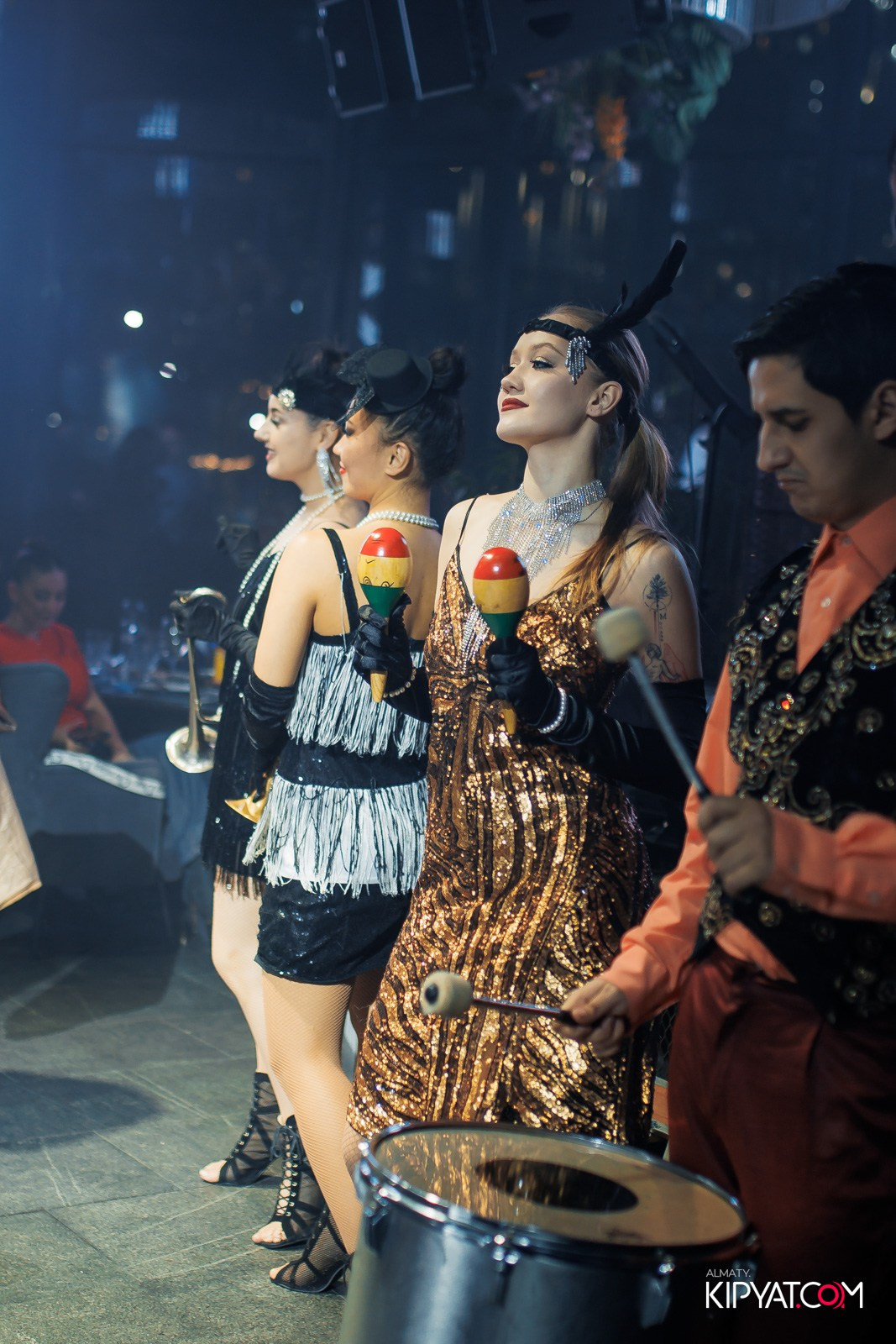 FRIENDS BAR & TERRACE. КИПЯТКОМ АЛМАТЫ!