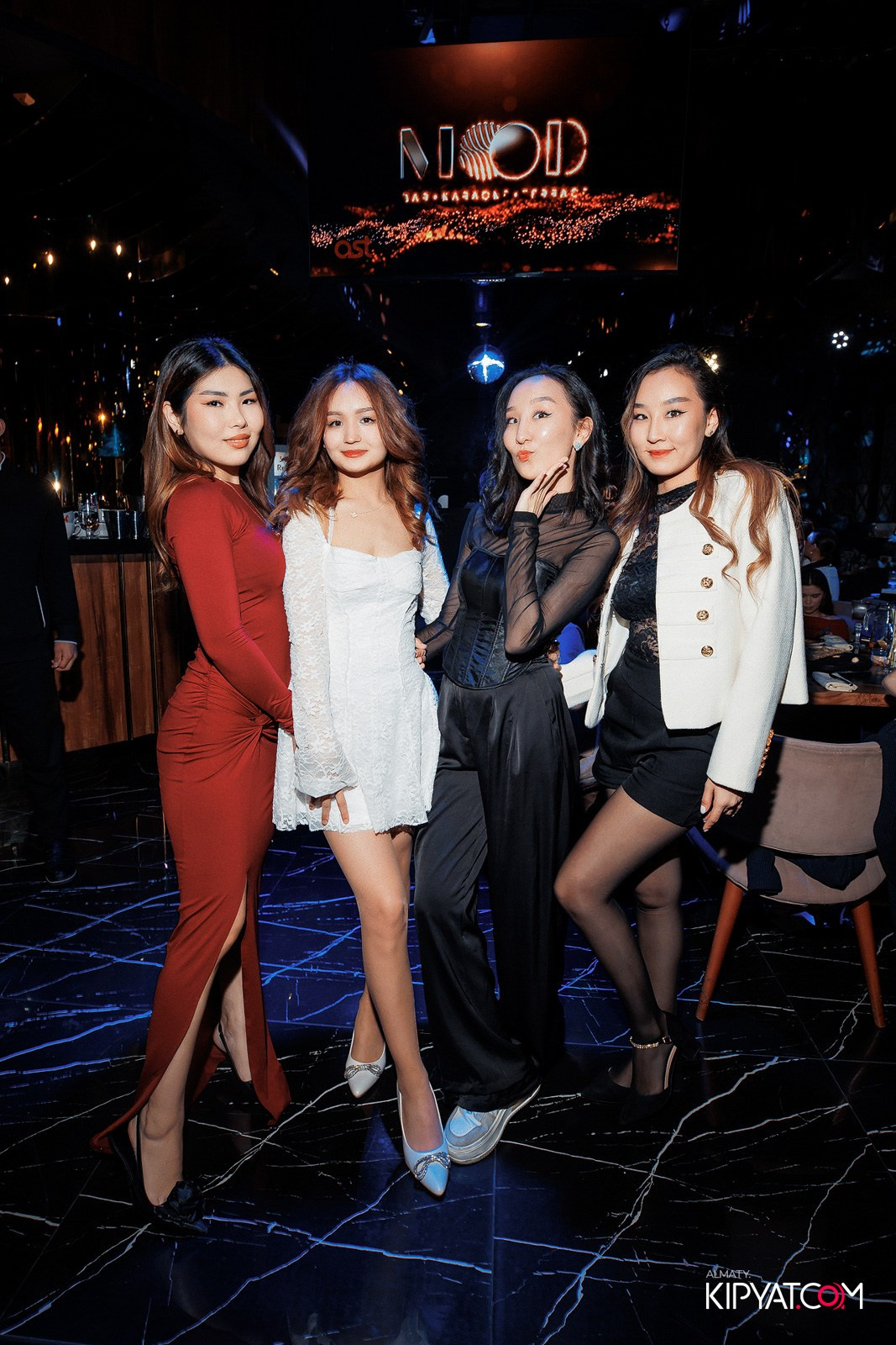 MOOD KARAOKE & TERRACE. КИПЯТКОМ АЛМАТЫ!