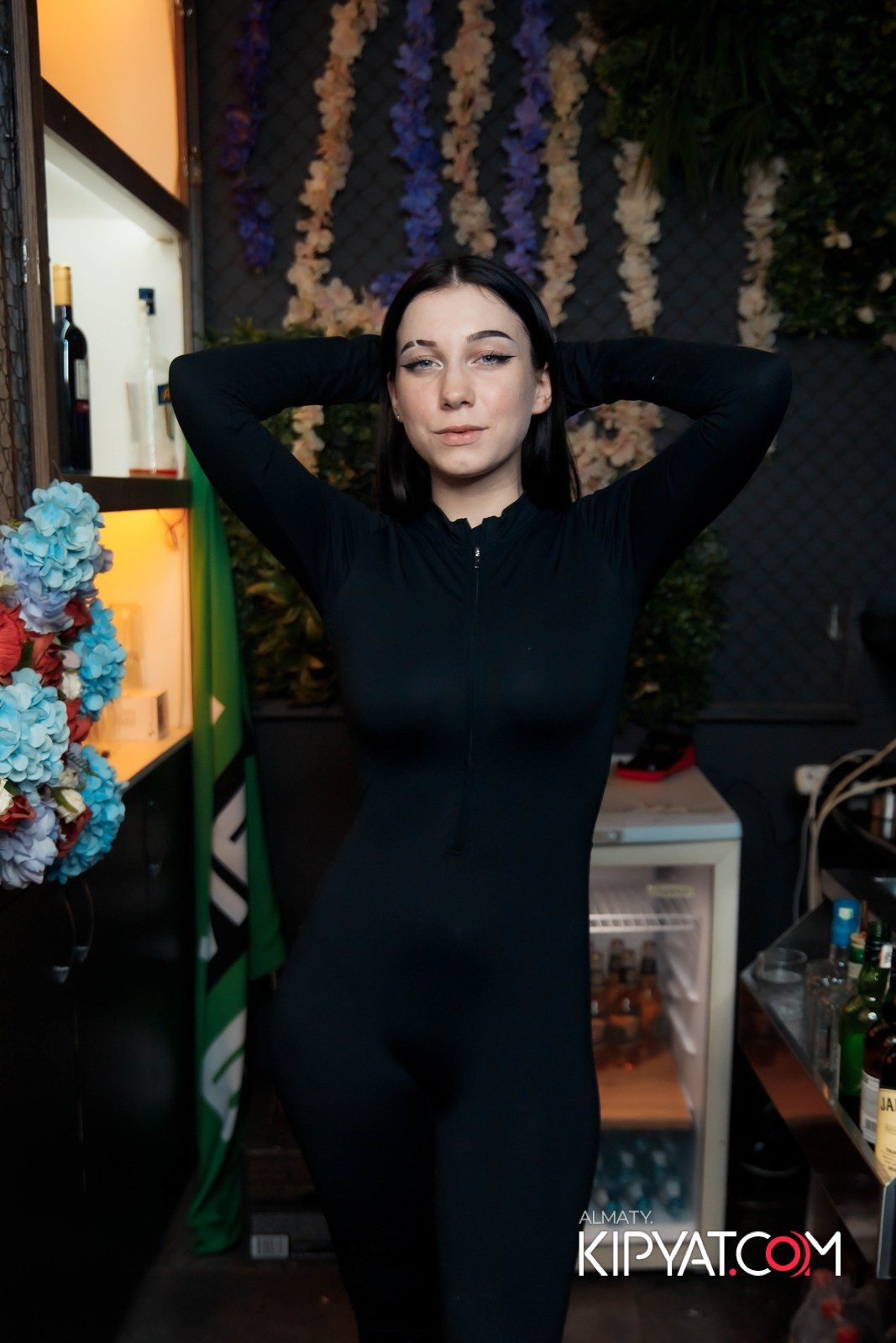 UYAT EMES BAR. КИПЯТКОМ АЛМАТЫ!