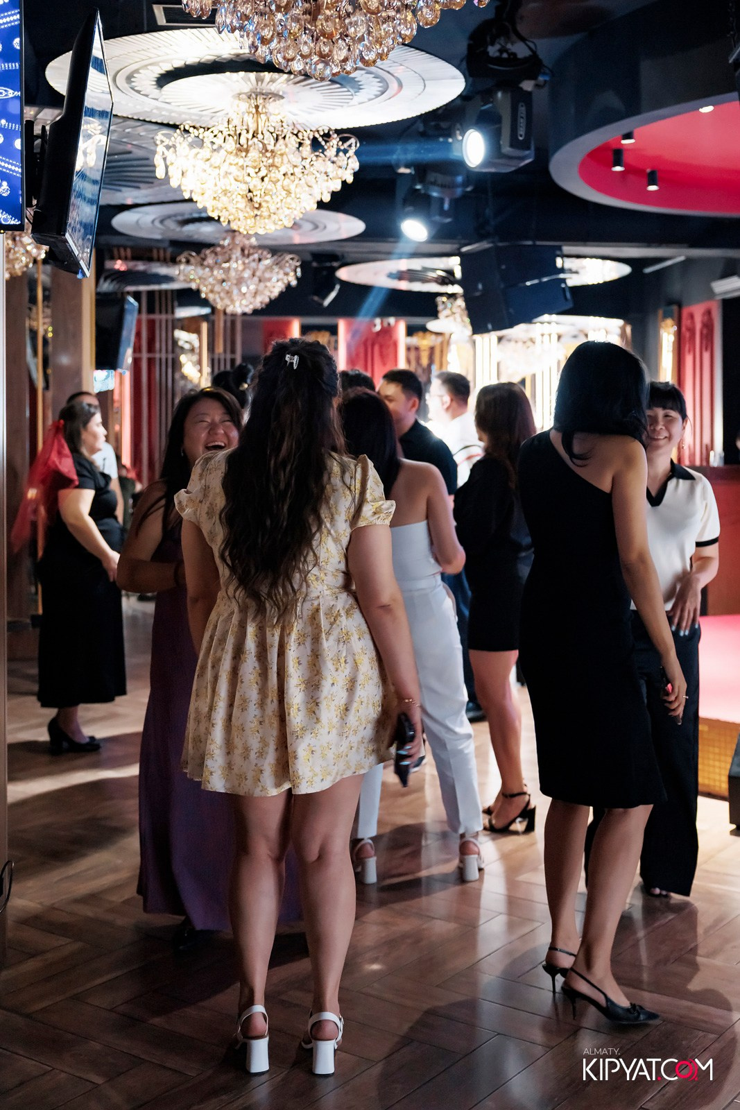 ЗАЯ, НА БИС. КИПЯТКОМ АЛМАТЫ!