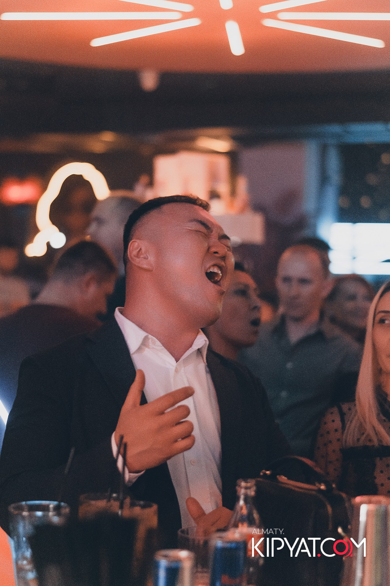 ВЫСТУПЛЕНИЕ ГРУППЫ ВИРУС SANTA BARBARA. КИПЯТКОМ АЛМАТЫ!