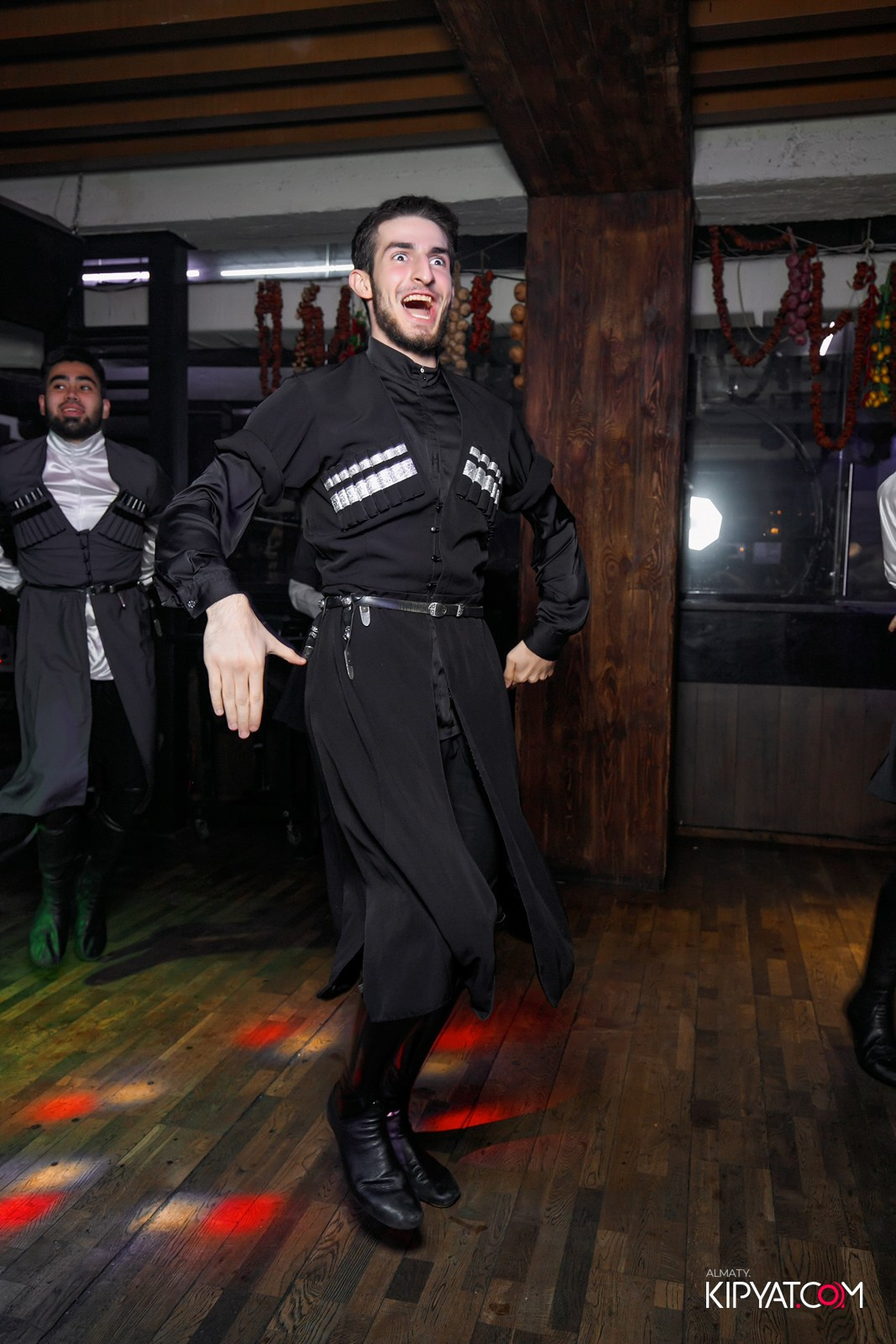 ВАХТАНГУРИ. КИПЯТКОМ АЛМАТЫ!