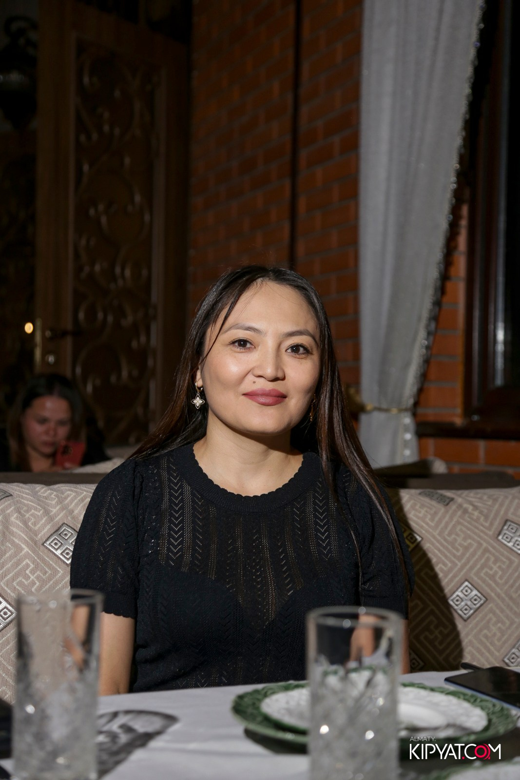 РЕСТОРАН ВЕСЕЛИДЗЕ НА ШЕВЧЕНКО. КИПЯТКОМ АЛМАТЫ!