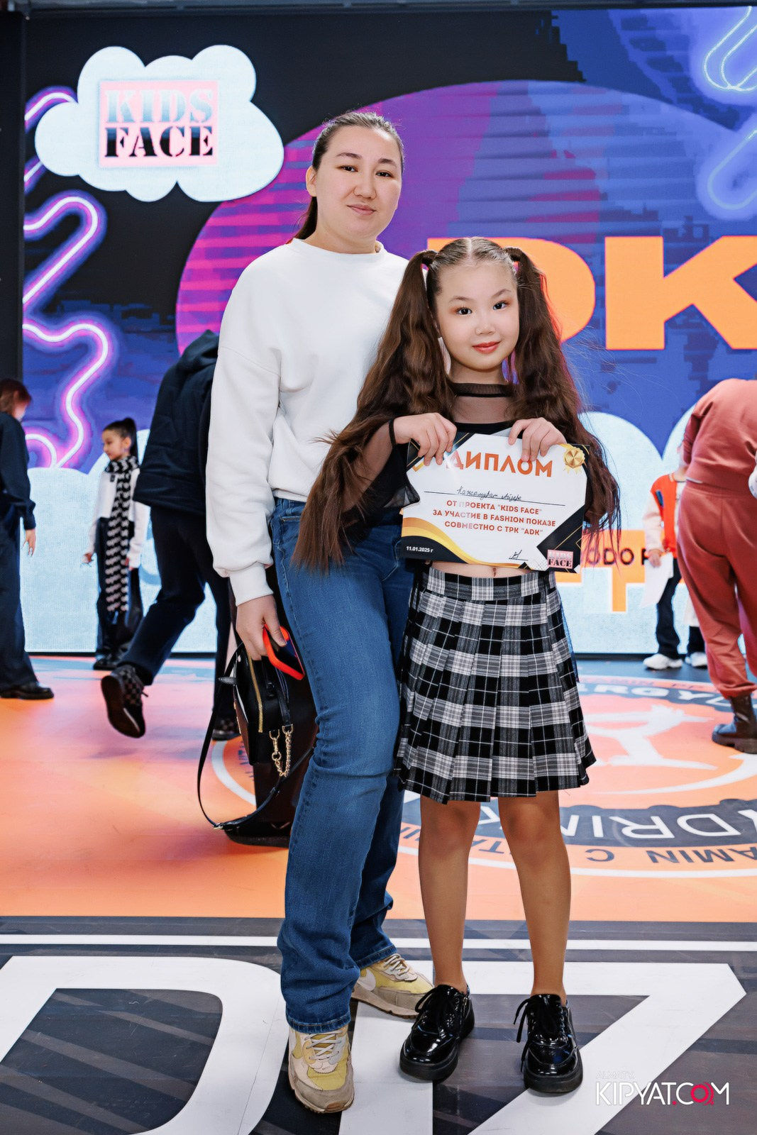 ДЕТСКИЙ МОДНЫЙ ПОКАЗ ОТ МОДЕЛЬНОГО АГЕНТСТВА «KIDSFACE». КИПЯТКОМ АЛМАТЫ!