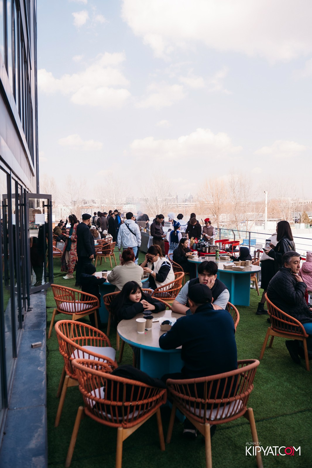 ETHNO POP-UP STORE NAURYZ B SADU ARENA. КИПЯТКОМ АЛМАТЫ!