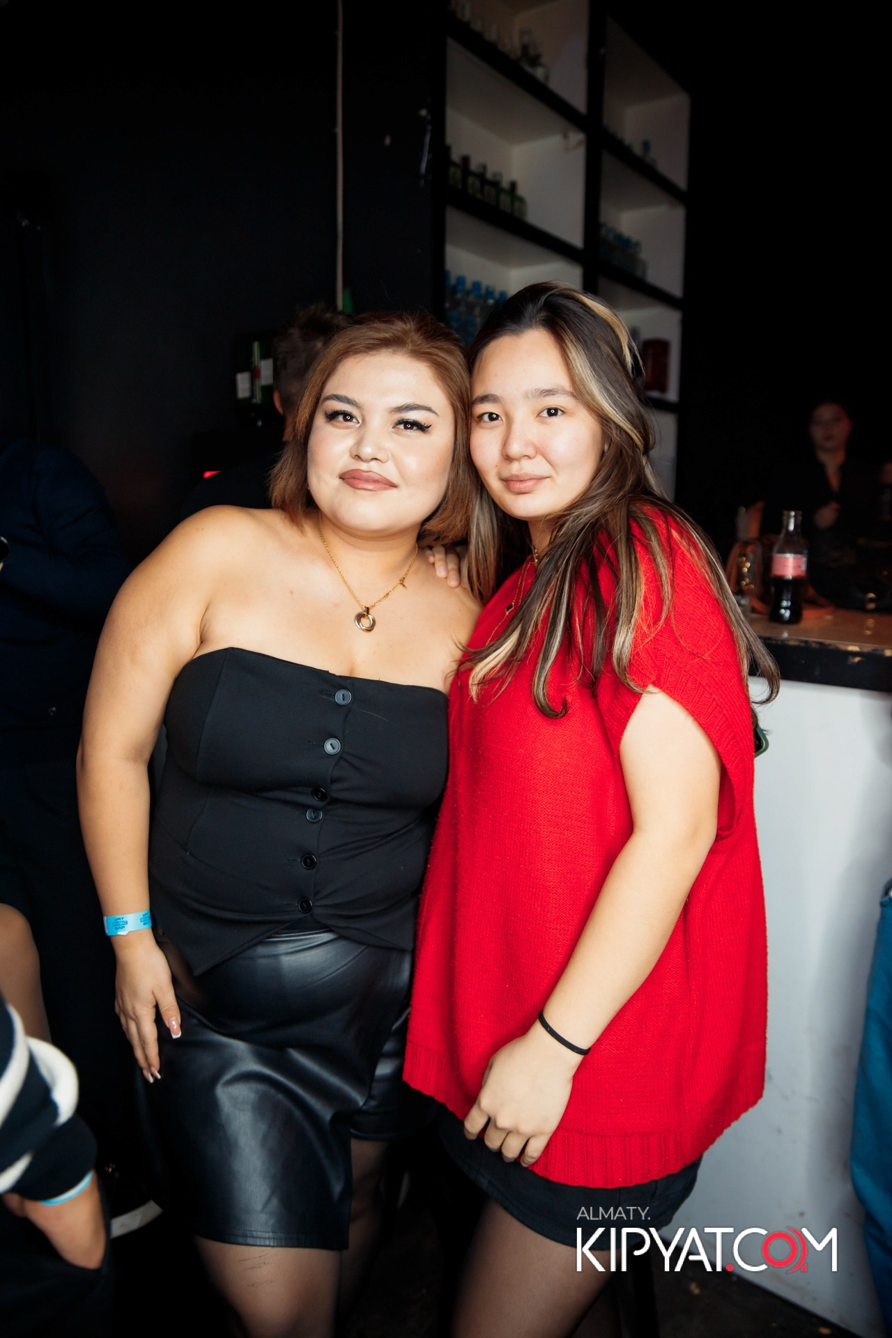 UYAT EMES BAR. КИПЯТКОМ АЛМАТЫ!