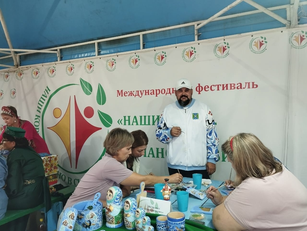 «Наши корни. Сделано в Сибири». Сувениры и подарки с Ордынской росписью | Новосибирск