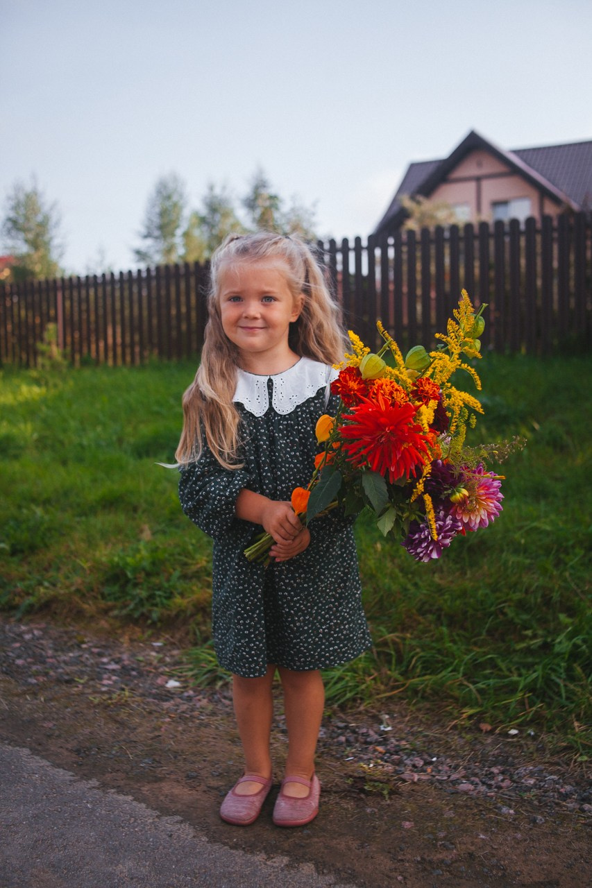 1 сентября в «Квадратике». Семейный фотограф во Всеволожске и Санкт-Петербурге Юлия Капустина