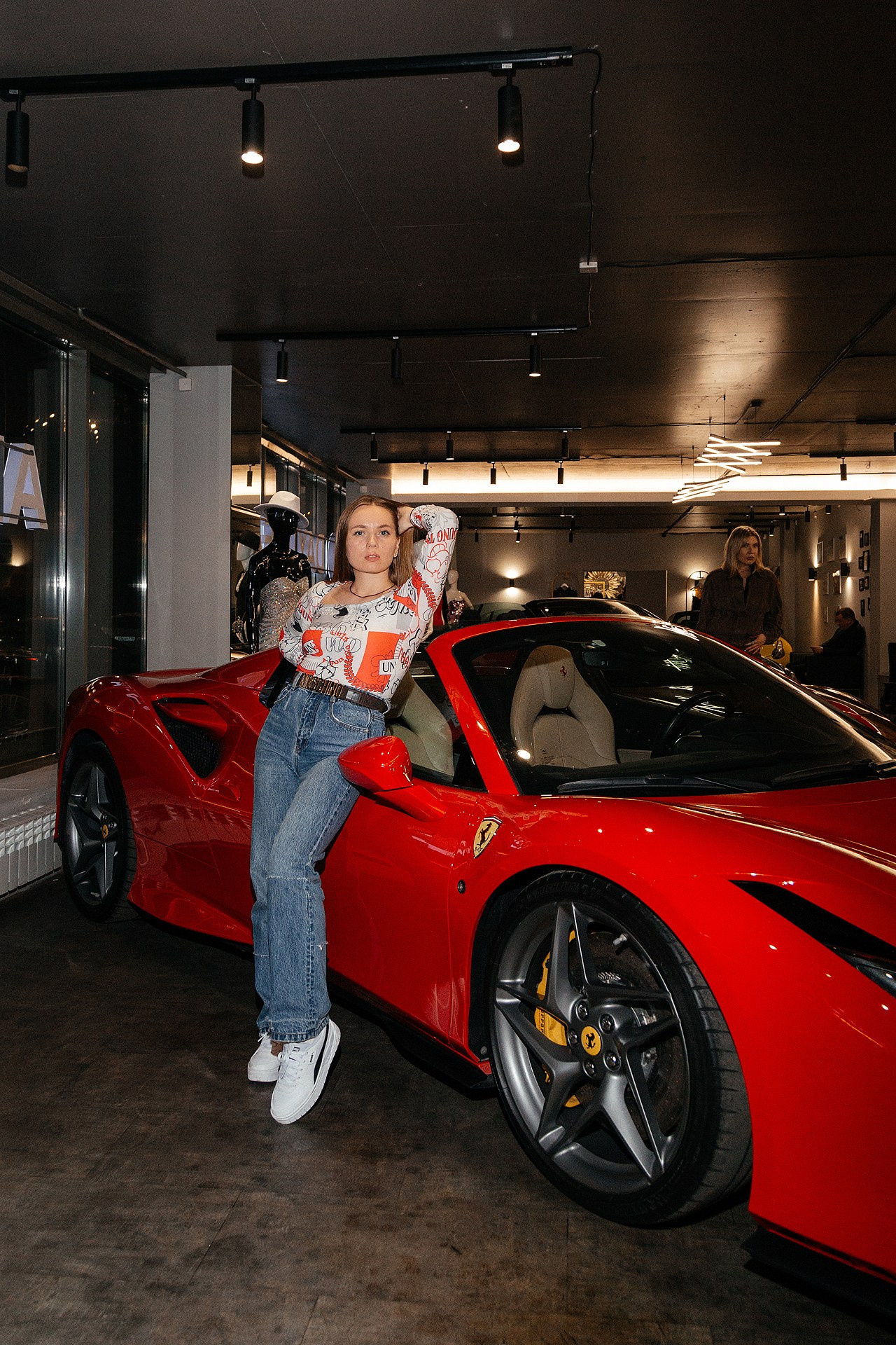 Репортаж в автосалоне. Светский фотограф Санкт-Петербург и ЛО