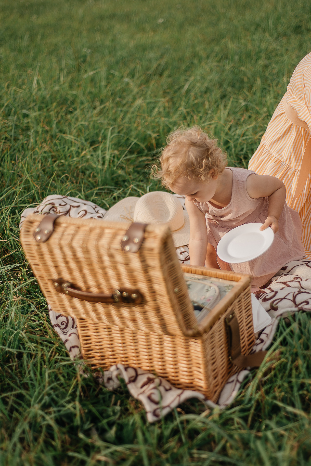 Happy Family_Сергей, Стася и Злата. Свадебный и семейный фотограф в Минске Яна Новак