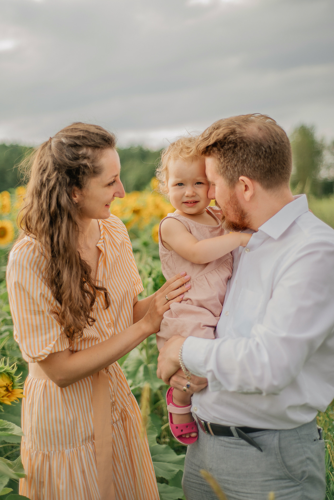 Happy Family_Сергей, Стася и Злата. Свадебный и семейный фотограф в Минске Яна Новак