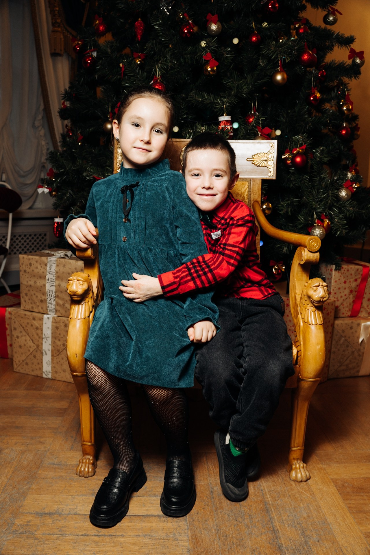 Дети | Новогодняя елка. Репортажный фотограф Санкт-Петербург