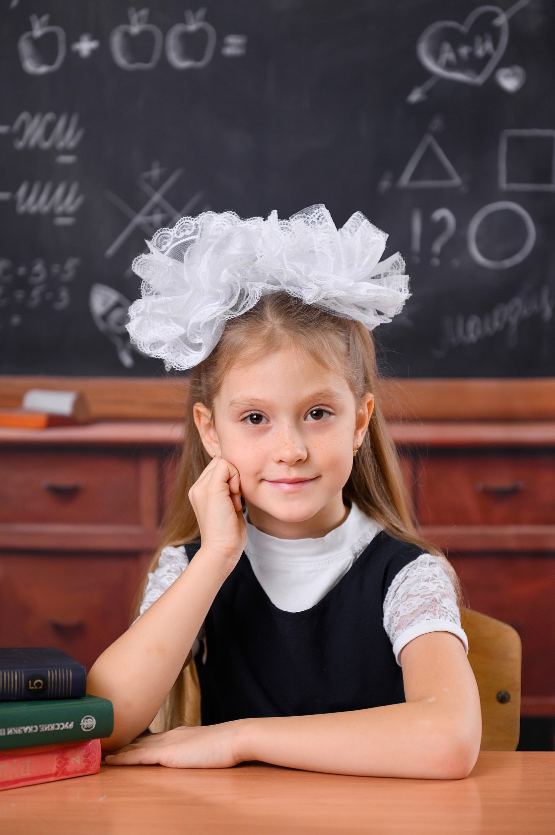 Школьная фотосъемка для выпускного альбома 4 класса. Выпускные альбомы Искитим Бердск Новосибирск