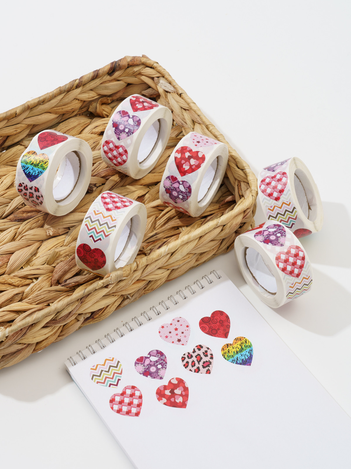 Предметная композиционная съемка фото для сайтов, маркетплейсов, WB, Ozon, Яндекс Маркет и др. Студия коммерческой съемки ХВОЯ