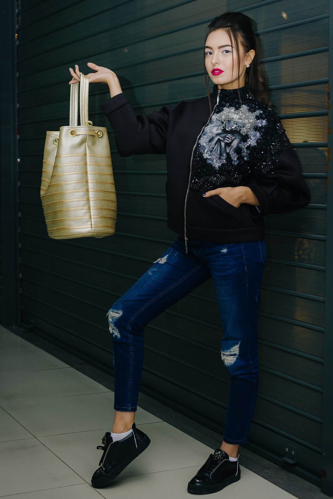 Съемка моды, лук-бук (lookbook) для маркетплейсов Краснодар. Бизнес, мужской фотограф в Краснодаре | Аксёнов Алексей Владимирович