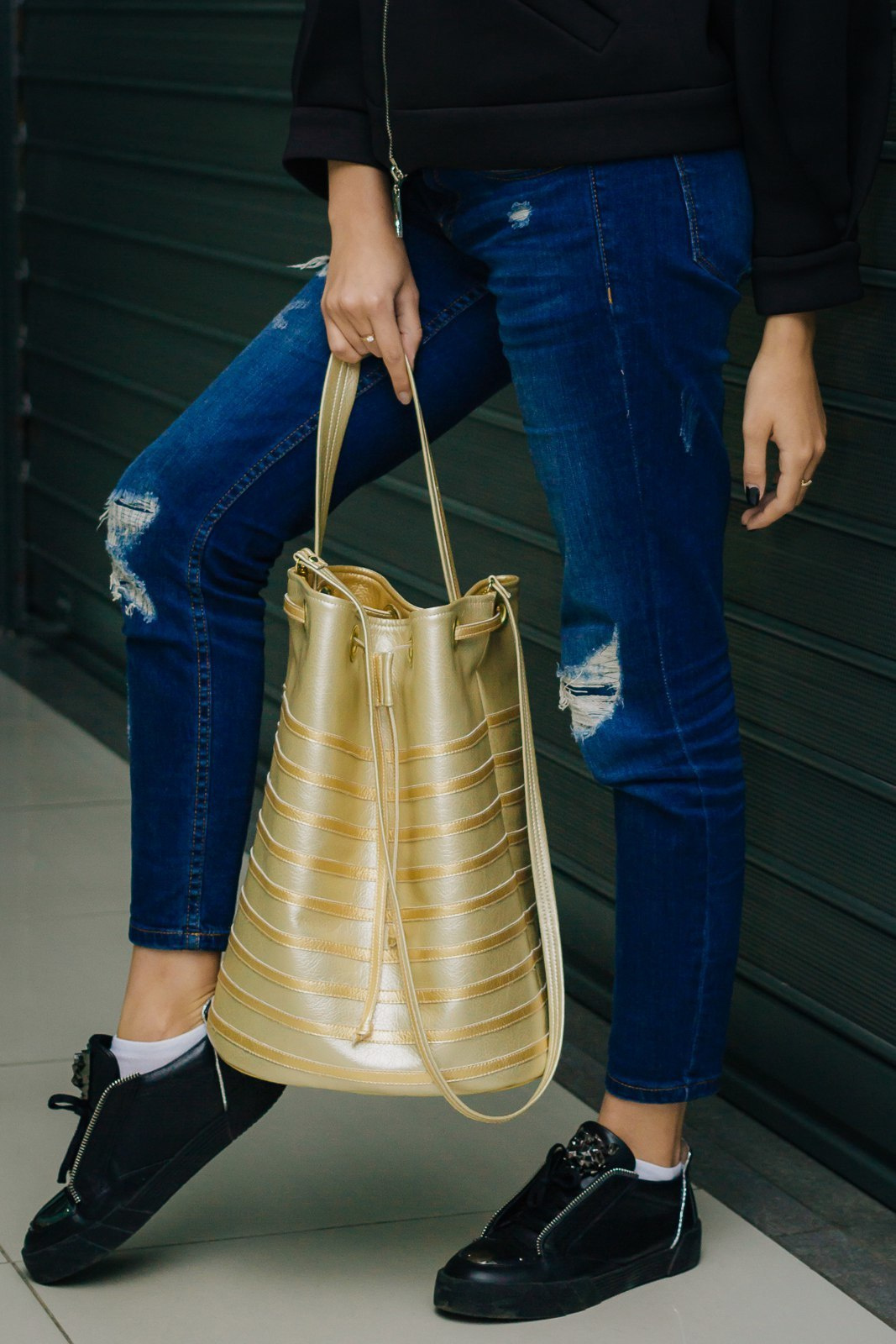 Съемка моды, лук-бук (lookbook) для маркетплейсов Краснодар. Бизнес, мужской фотограф в Краснодаре | Аксёнов Алексей Владимирович