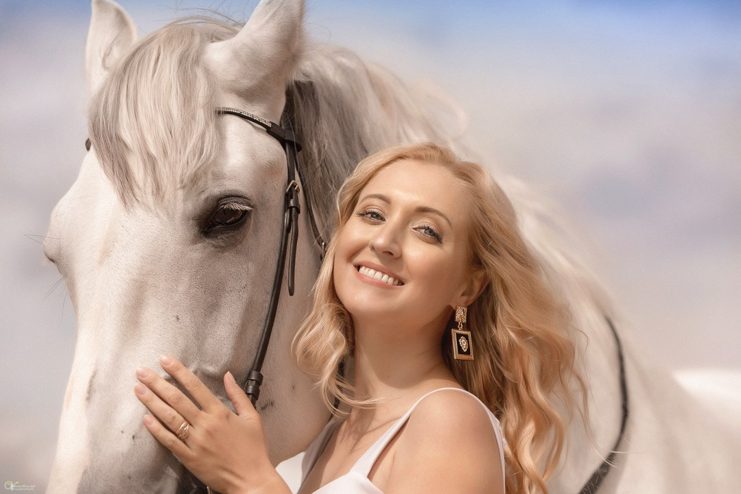 Фотосессии с лошадьми летом. Фотограф женский и мужской портрет Санкт-Петербург