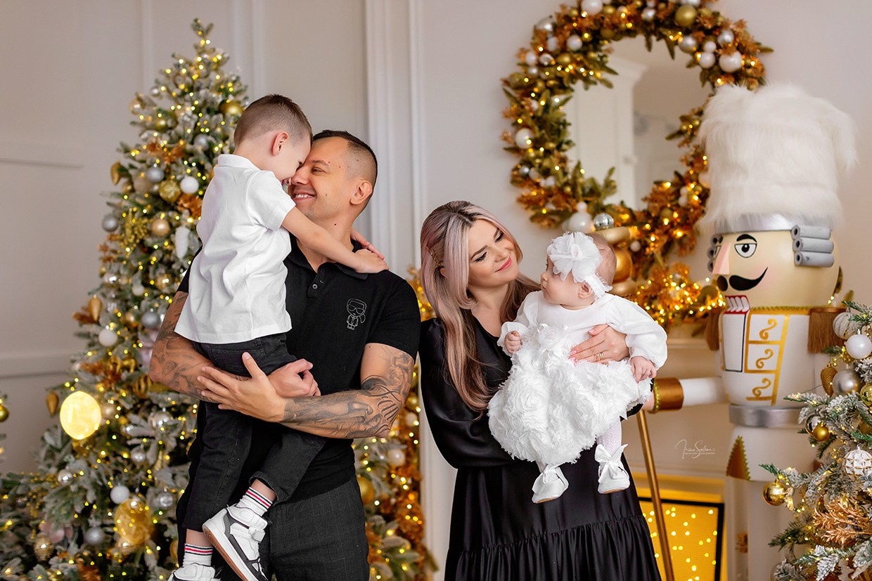 Новогодние фотосессии в студии Парадная. Детский и семейный фотограф в Екатеринбурге