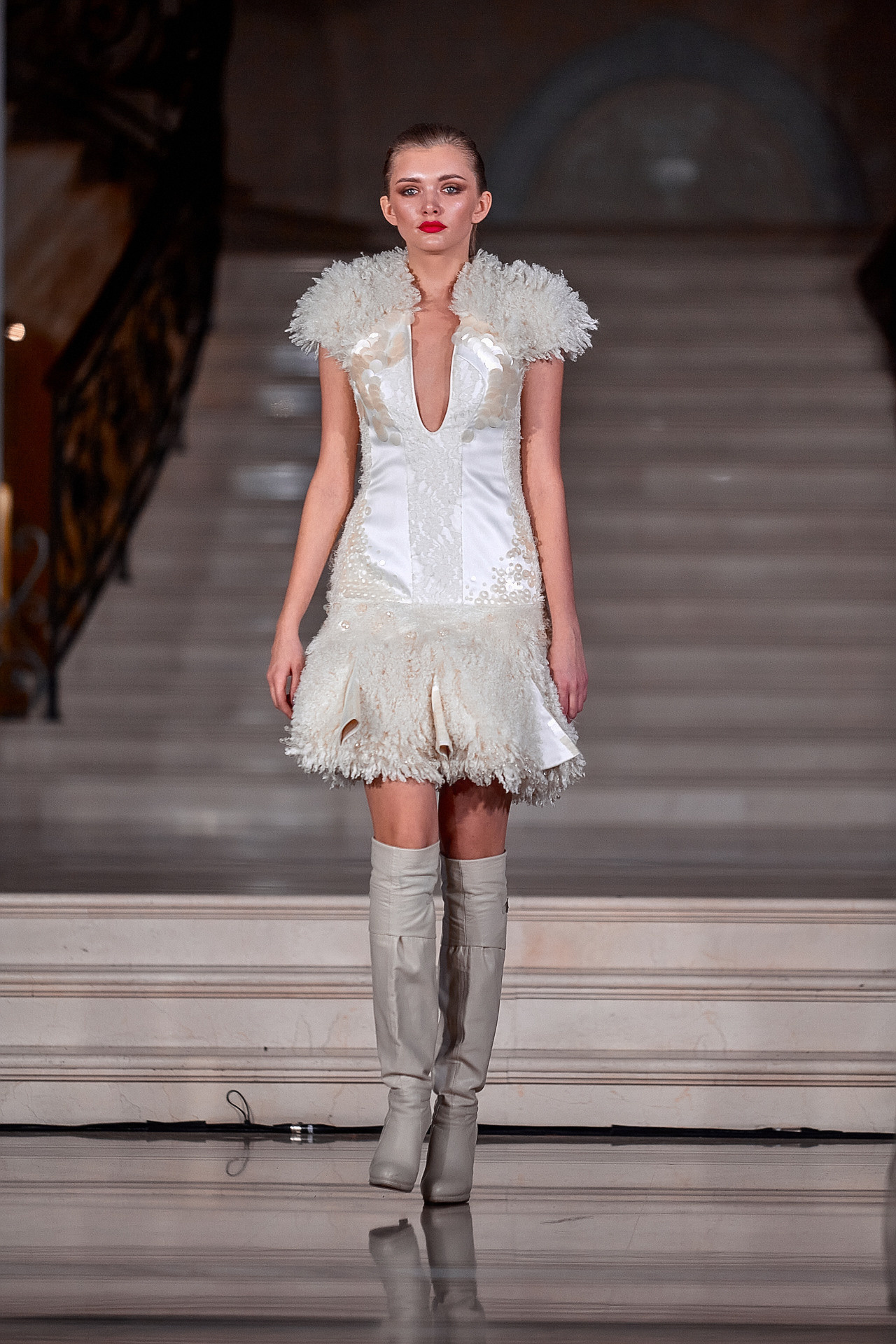 ПОКАЗ В ГОСТИНИЦЕ ЭРМИТАЖ