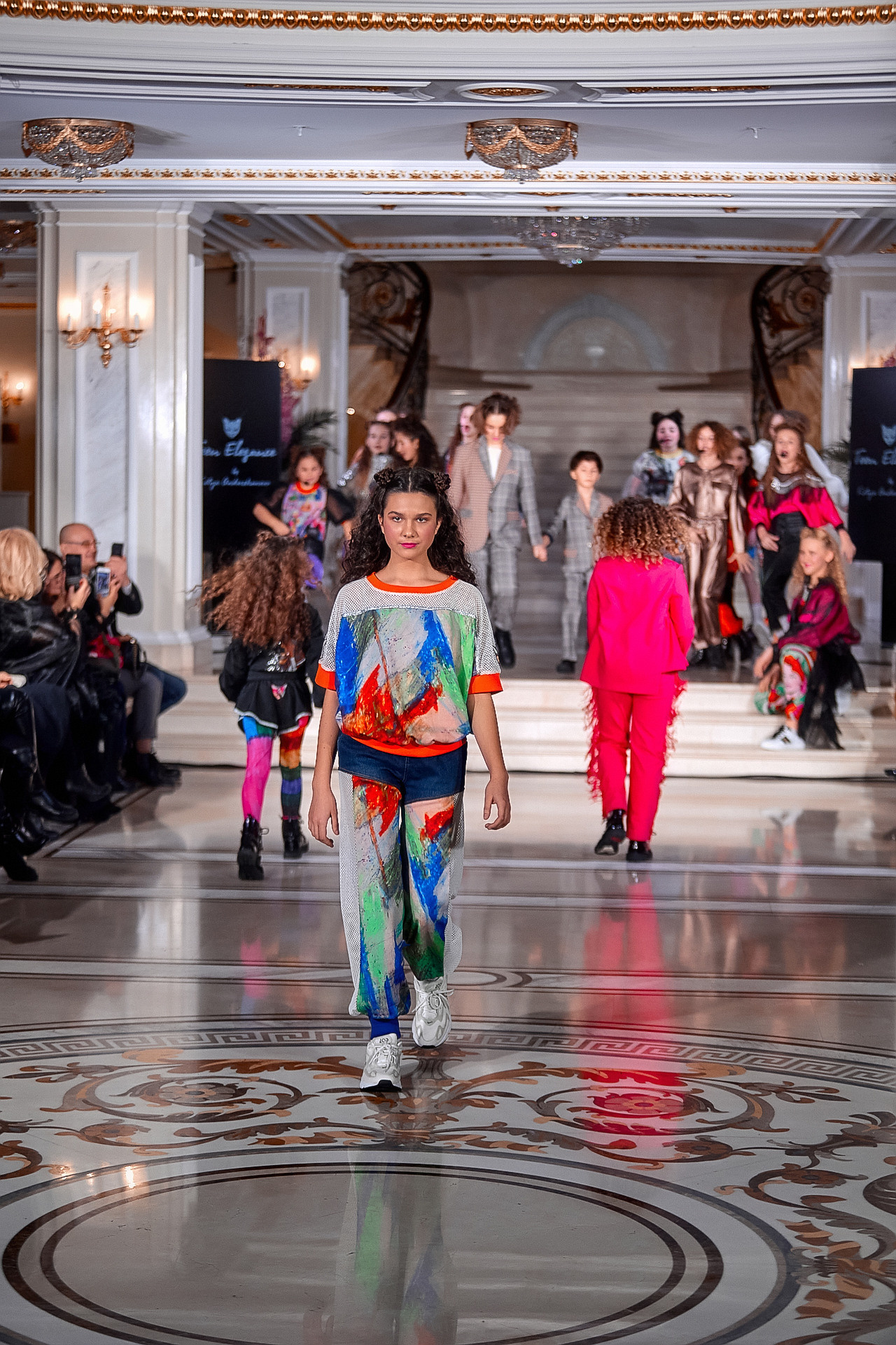 ПОКАЗ В ГОСТИНИЦЕ ЭРМИТАЖ