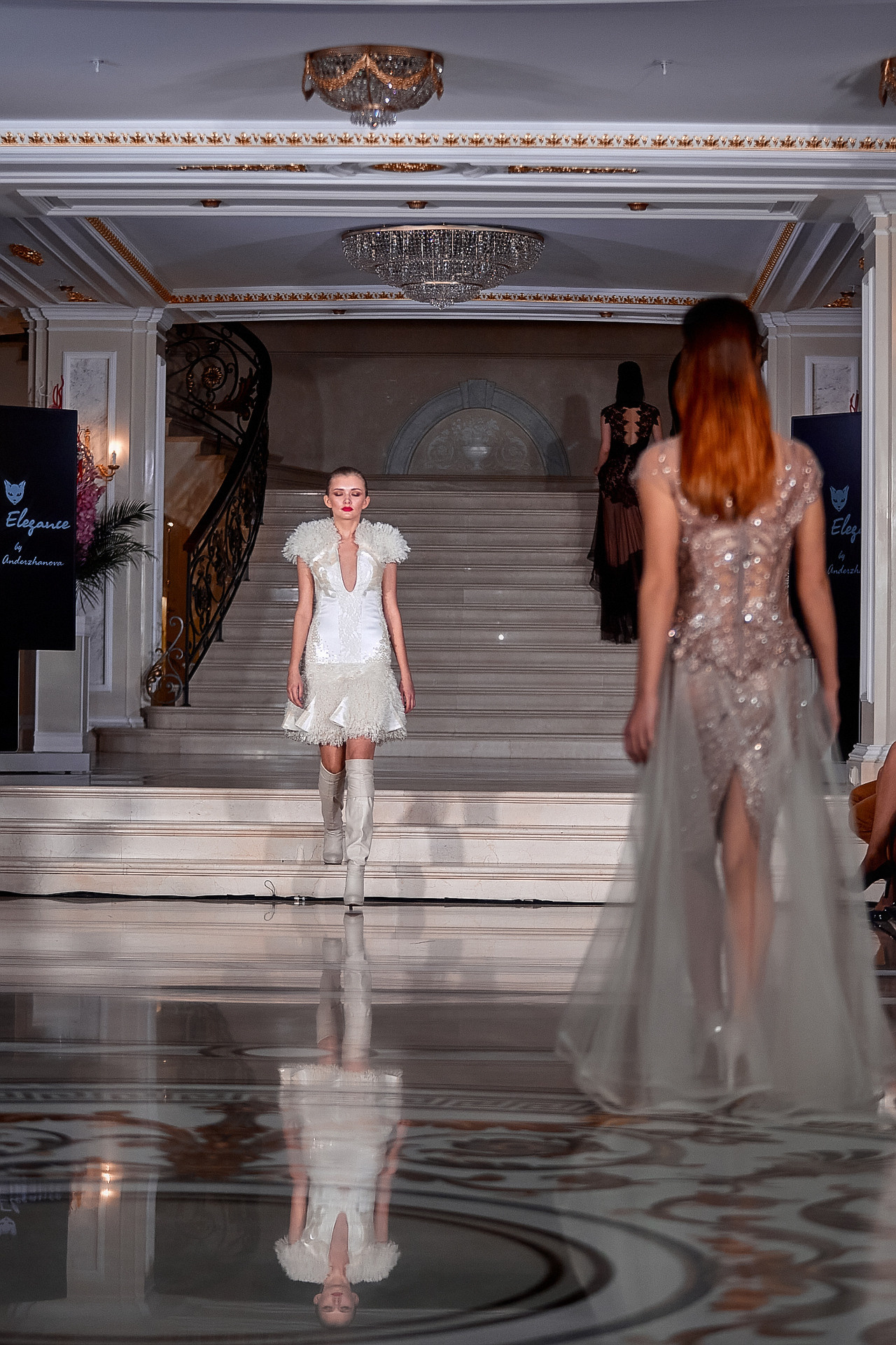 ПОКАЗ В ГОСТИНИЦЕ ЭРМИТАЖ