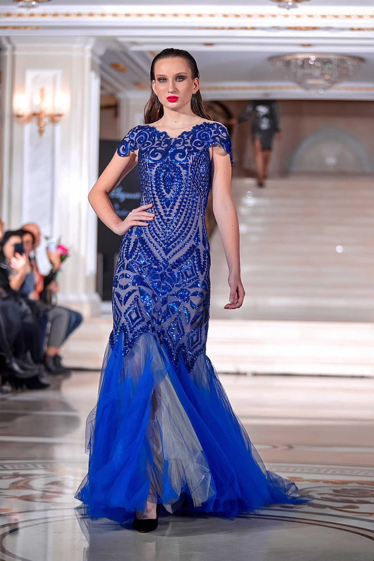 ПОКАЗ В ГОСТИНИЦЕ ЭРМИТАЖ