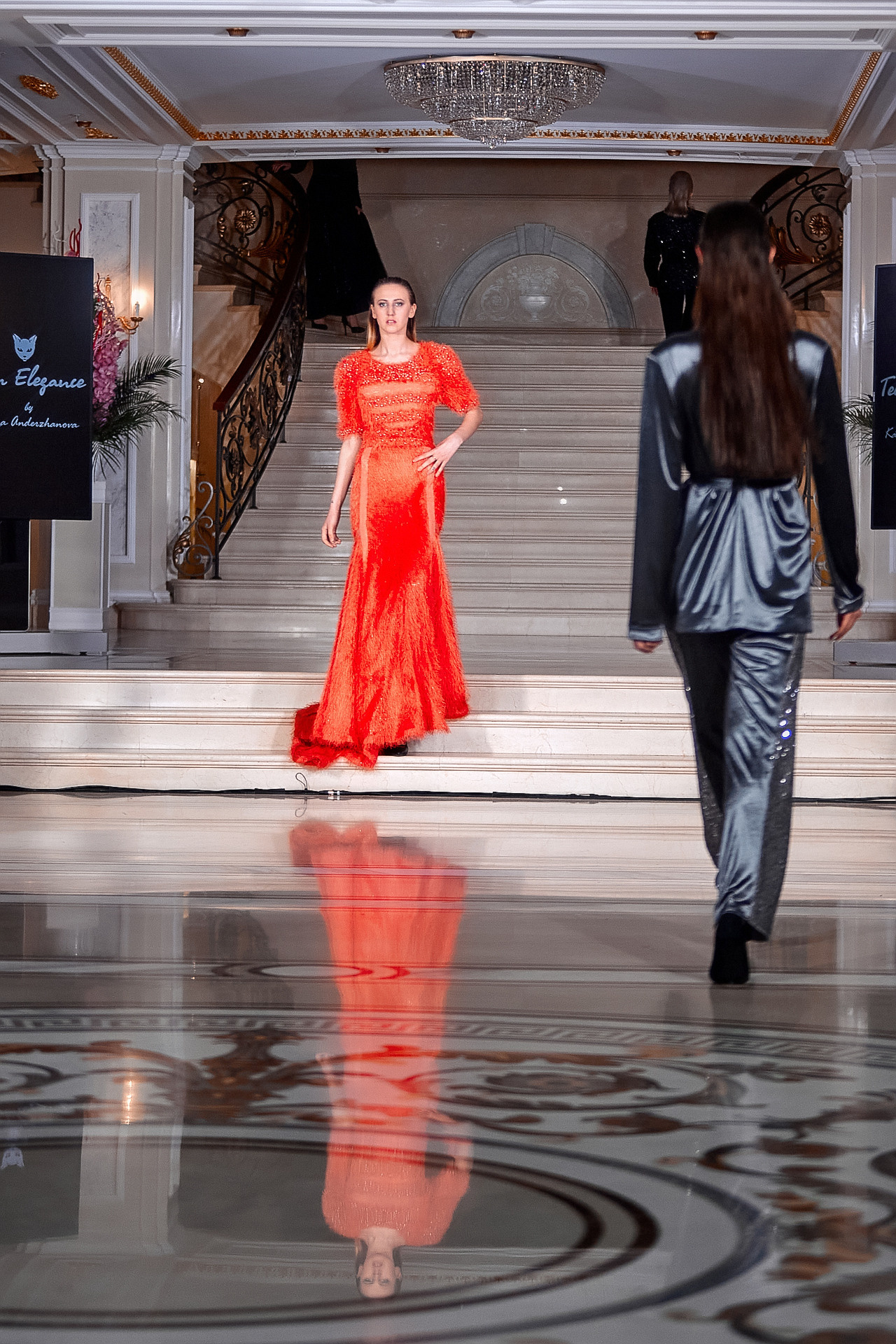 ПОКАЗ В ГОСТИНИЦЕ ЭРМИТАЖ