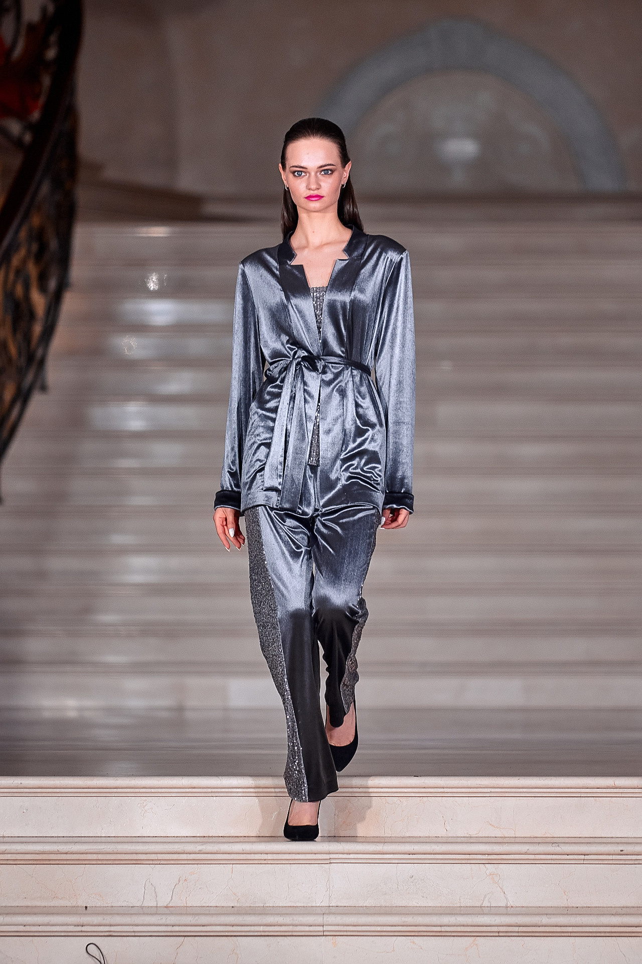 ПОКАЗ В ГОСТИНИЦЕ ЭРМИТАЖ