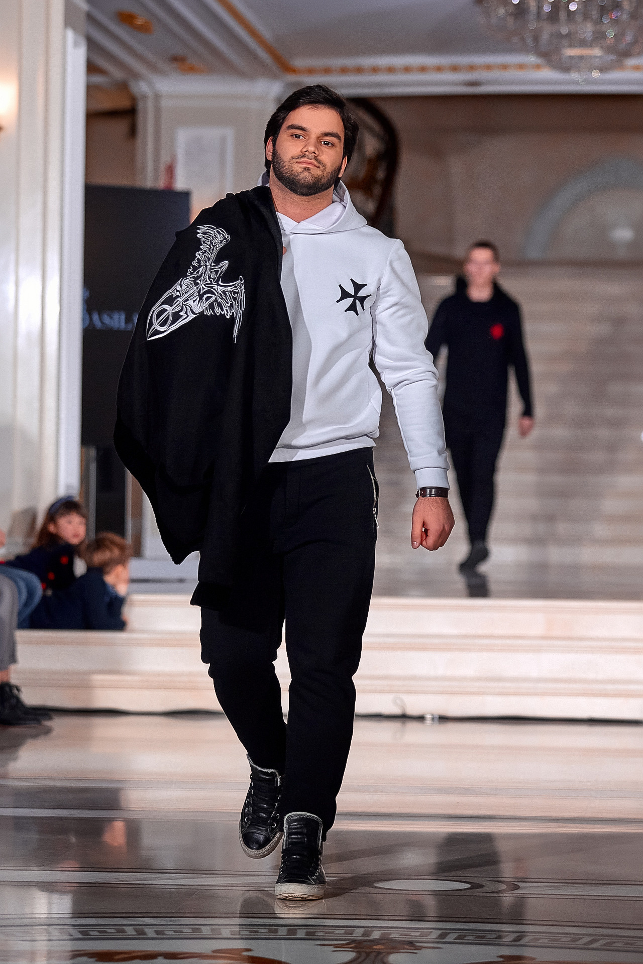 ПОКАЗ В ГОСТИНИЦЕ ЭРМИТАЖ