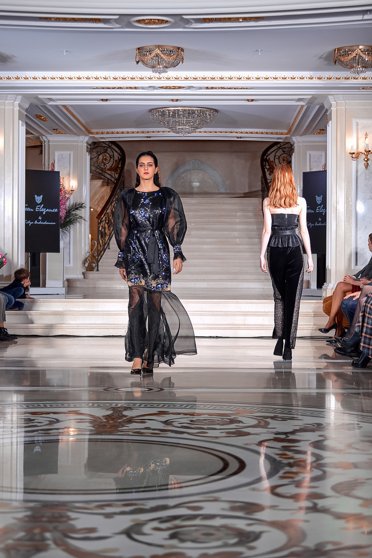 ПОКАЗ В ГОСТИНИЦЕ ЭРМИТАЖ