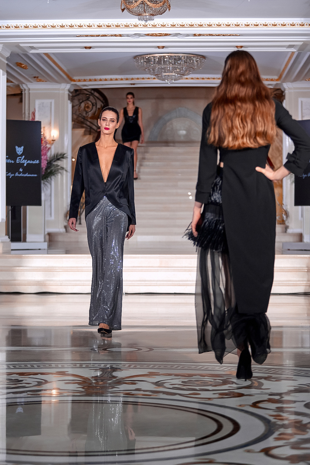 ПОКАЗ В ГОСТИНИЦЕ ЭРМИТАЖ