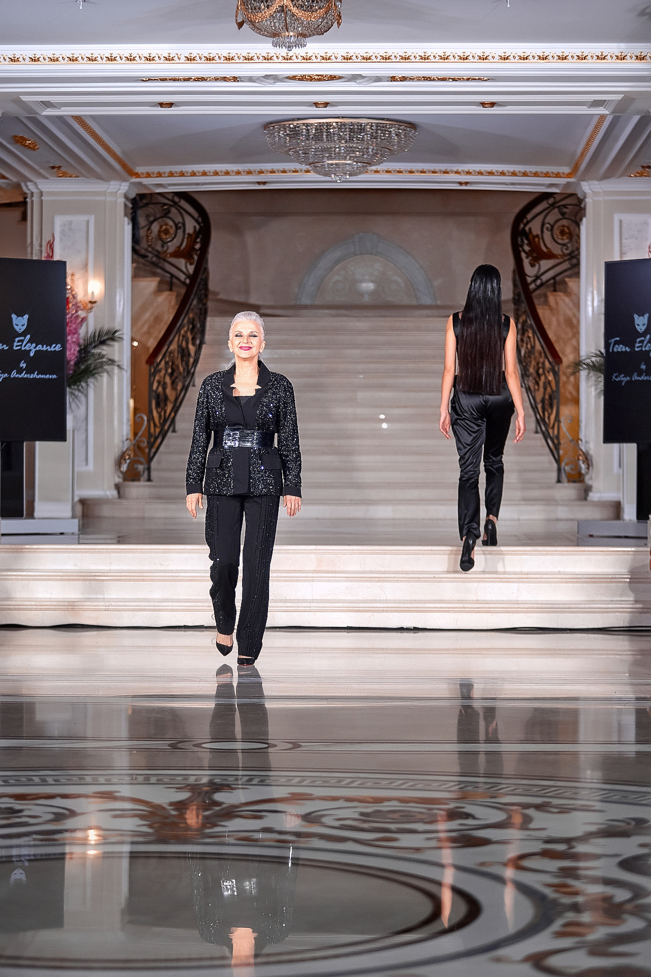 ПОКАЗ В ГОСТИНИЦЕ ЭРМИТАЖ