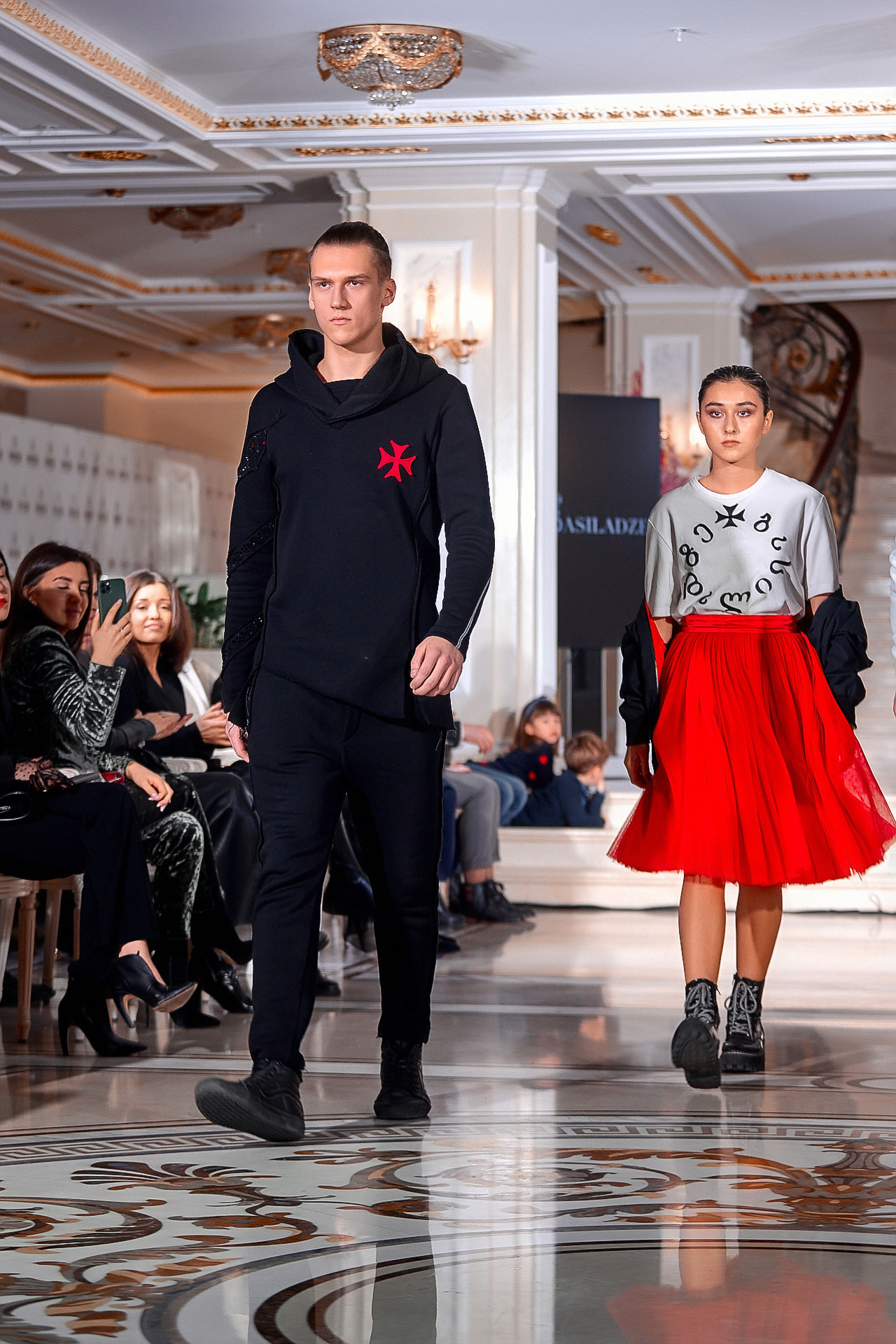 ПОКАЗ В ГОСТИНИЦЕ ЭРМИТАЖ