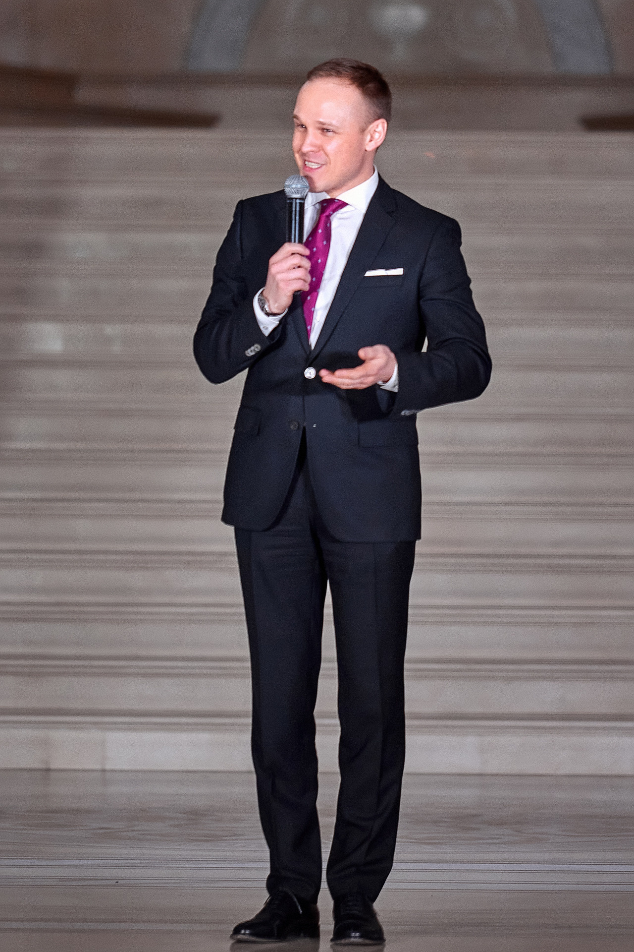 ПОКАЗ В ГОСТИНИЦЕ ЭРМИТАЖ