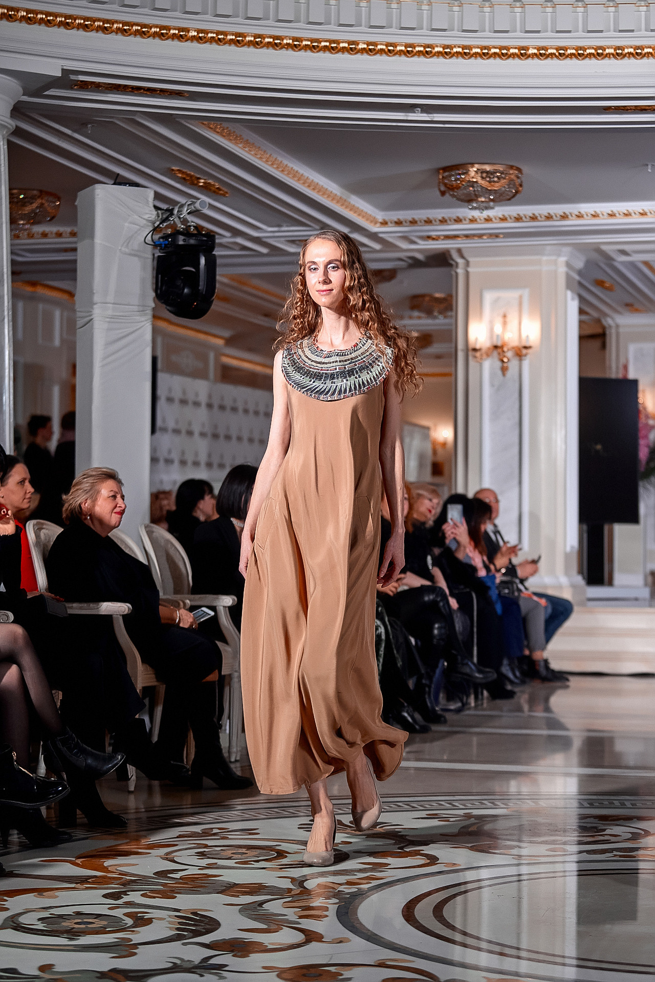 ПОКАЗ В ГОСТИНИЦЕ ЭРМИТАЖ