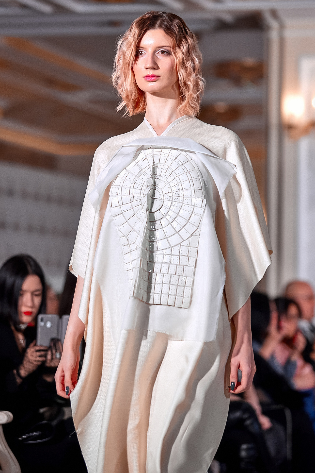 ПОКАЗ В ГОСТИНИЦЕ ЭРМИТАЖ