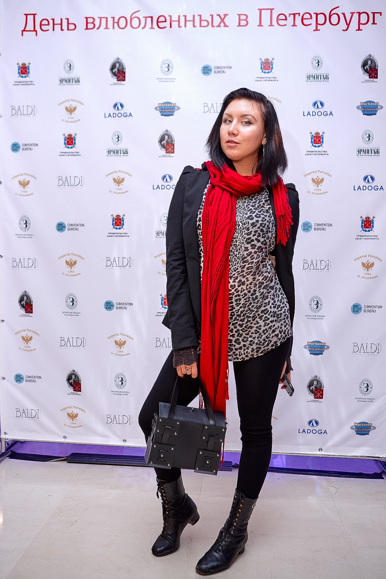 ПОКАЗ В ГОСТИНИЦЕ ЭРМИТАЖ