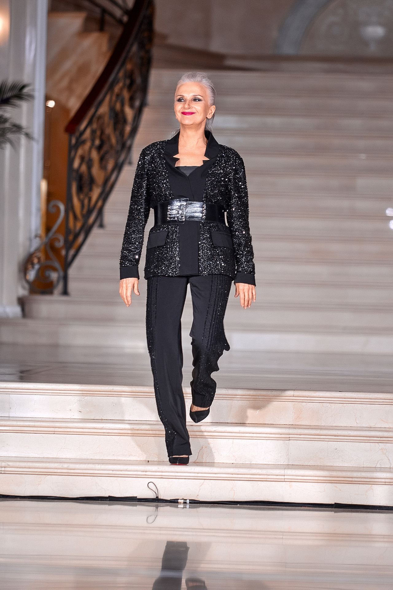 ПОКАЗ В ГОСТИНИЦЕ ЭРМИТАЖ