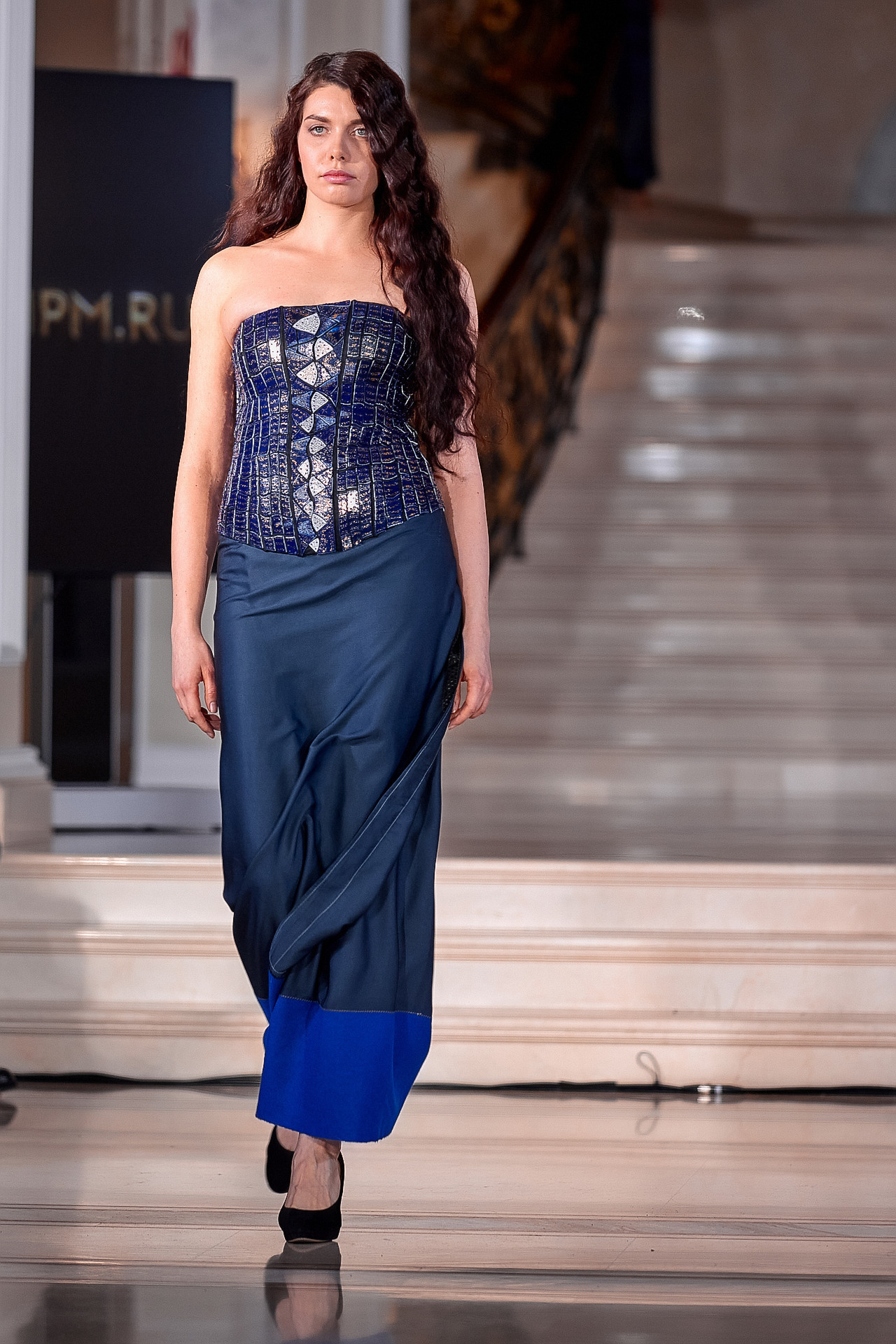 ПОКАЗ В ГОСТИНИЦЕ ЭРМИТАЖ