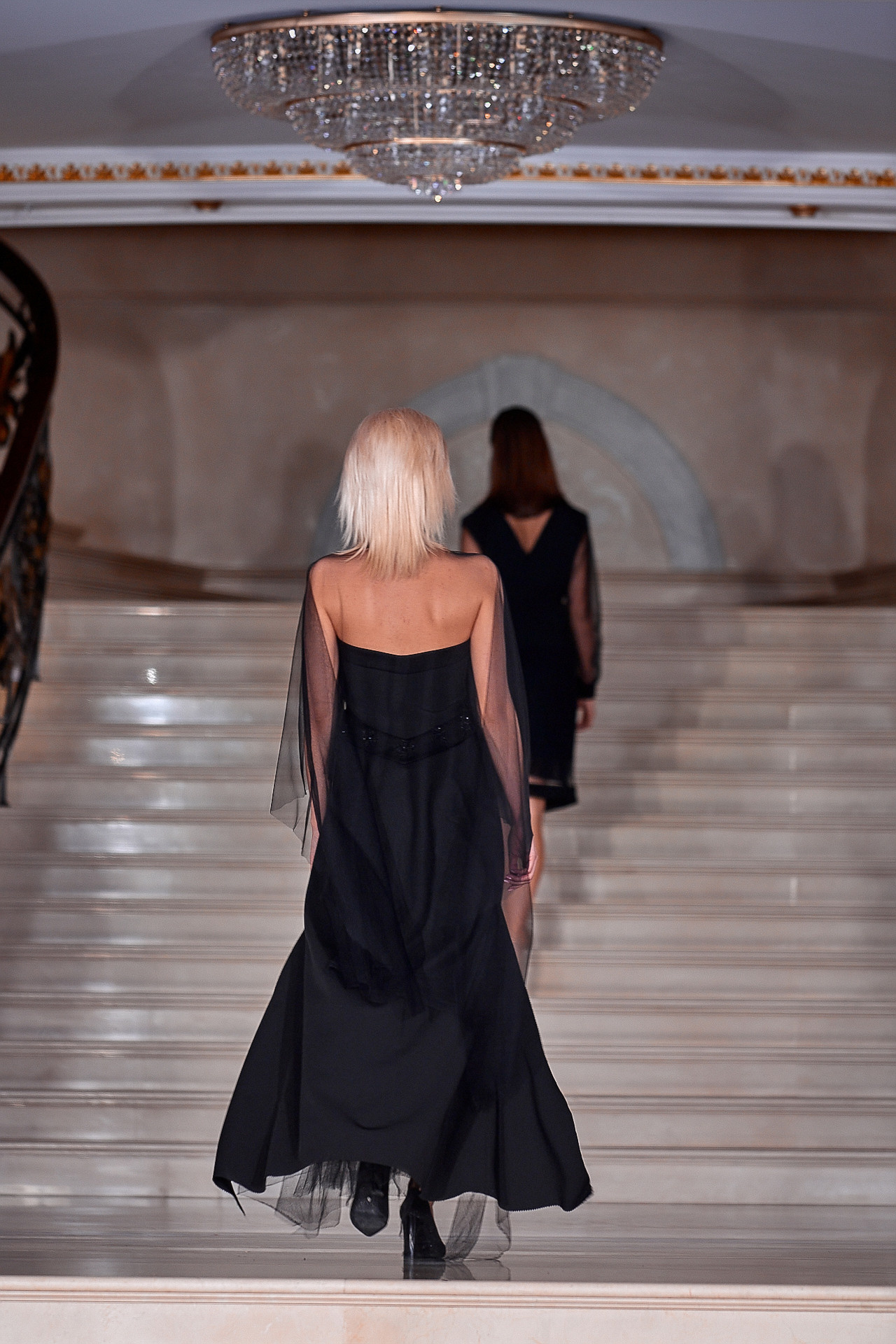 ПОКАЗ В ГОСТИНИЦЕ ЭРМИТАЖ