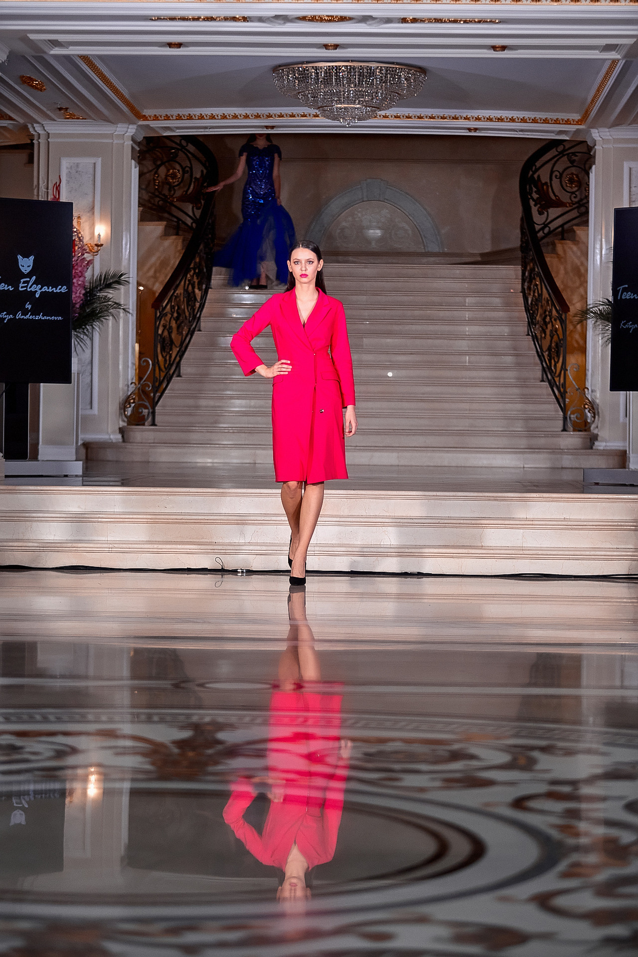 ПОКАЗ В ГОСТИНИЦЕ ЭРМИТАЖ