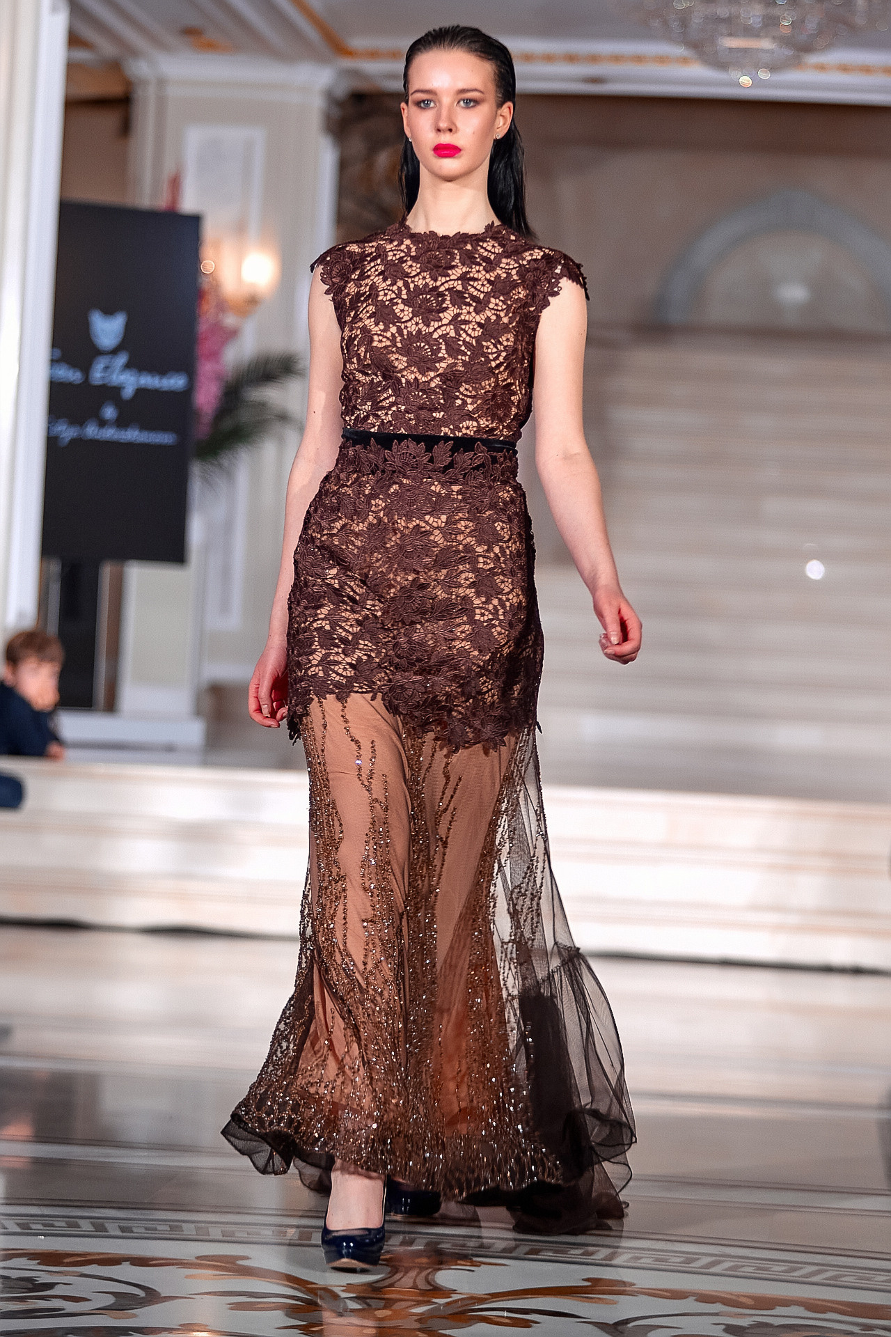 ПОКАЗ В ГОСТИНИЦЕ ЭРМИТАЖ